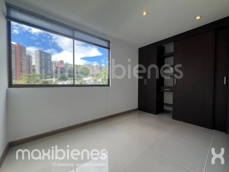 Apartamento en arriendo en El Poblado, Medellín · foto 8 de 15