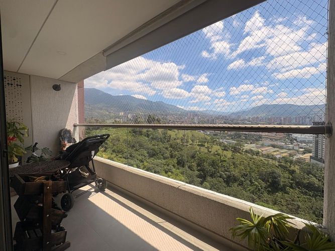Apartamento de 3 alcobas en venta en Entre Amigos, Sabaneta, 79 m² · foto 16 de 16