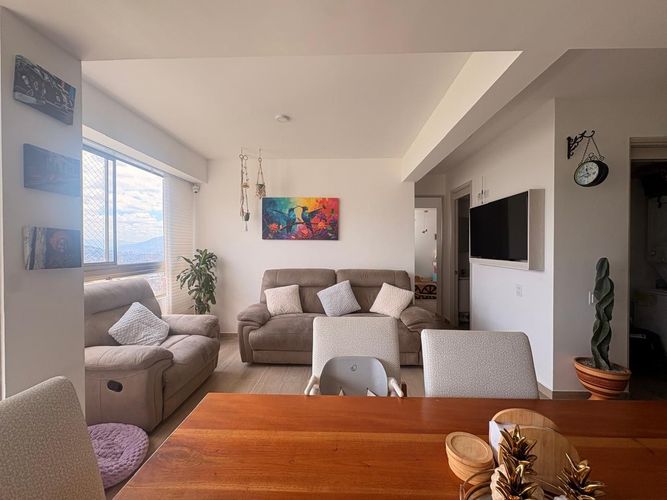 Apartamento de 3 alcobas en venta en Entre Amigos, Sabaneta, 79 m² · foto 3 de 16