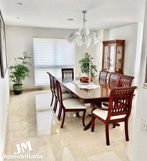 Apartamento de 3 alcobas en venta en Normandia, Cali, 488 m² · foto 5 de 17