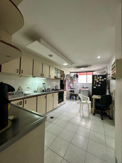 Apartamento de 3 alcobas en venta en Quintas De Don Simon, Cali, 166 m² · foto 7 de 24