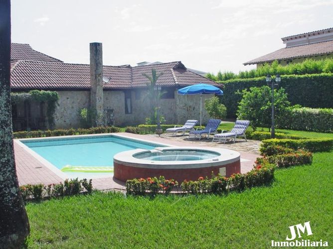 Casa de 4 alcobas en venta en La Morada, Jamundí, 500 m² · foto 8 de 8