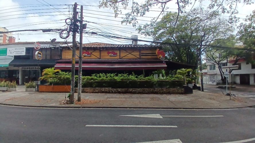 Local en venta en La Flora, Cali, 417 m² · foto 13 de 14