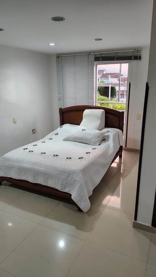 Casa de 4 alcobas en venta en Lagos Del Cacique, Bucaramanga, 220 m² · foto 21 de 23
