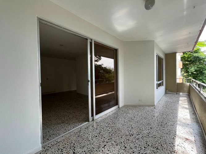 Apartamento de 3 alcobas en arriendo en El Poblado, Medellín, 155 m² · foto 18 de 20