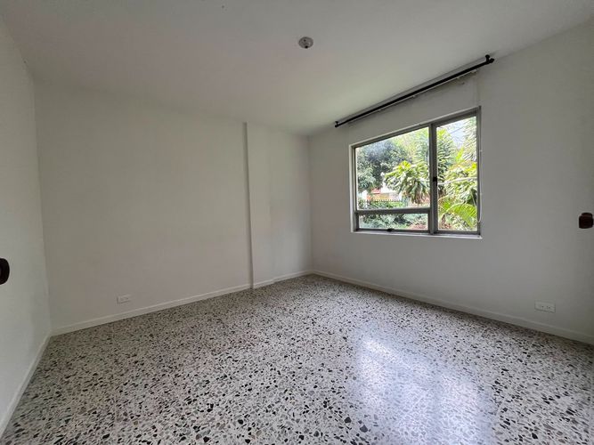 Apartamento de 3 alcobas en arriendo en El Poblado, Medellín, 155 m² · foto 16 de 20