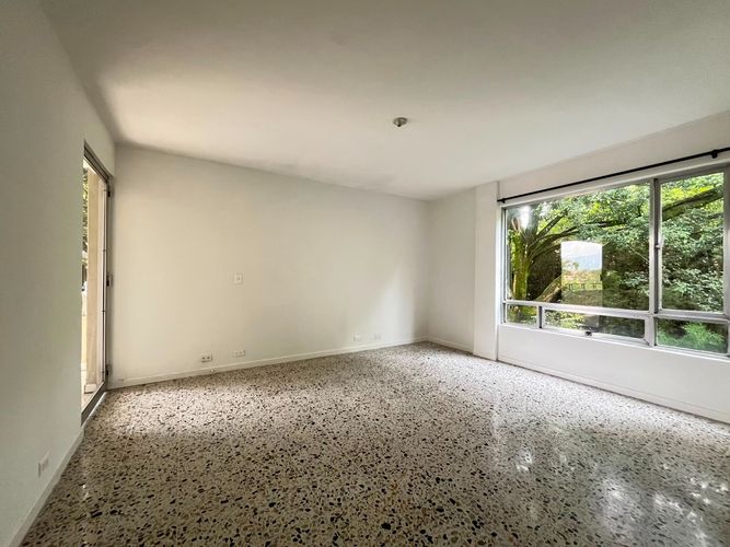 Apartamento de 3 alcobas en arriendo en El Poblado, Medellín, 155 m² · foto 15 de 20