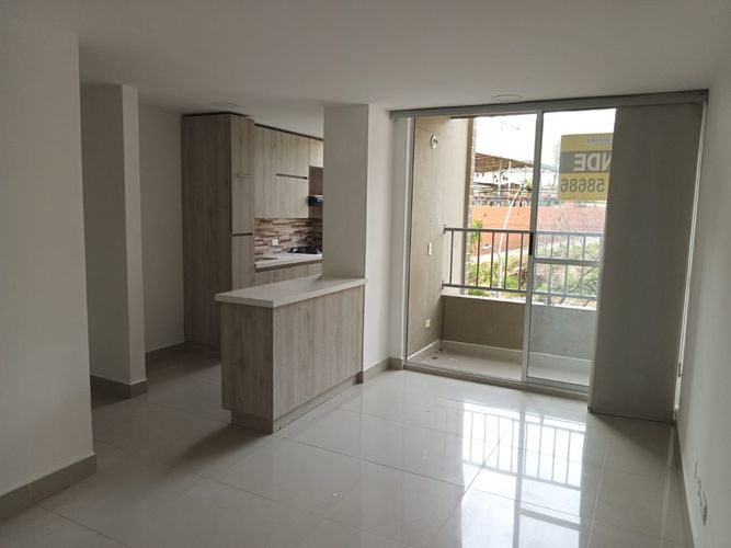Apartamento de 2 alcobas en venta en Vereda San Jose, Sabaneta, 48 m² · foto 2 de 23