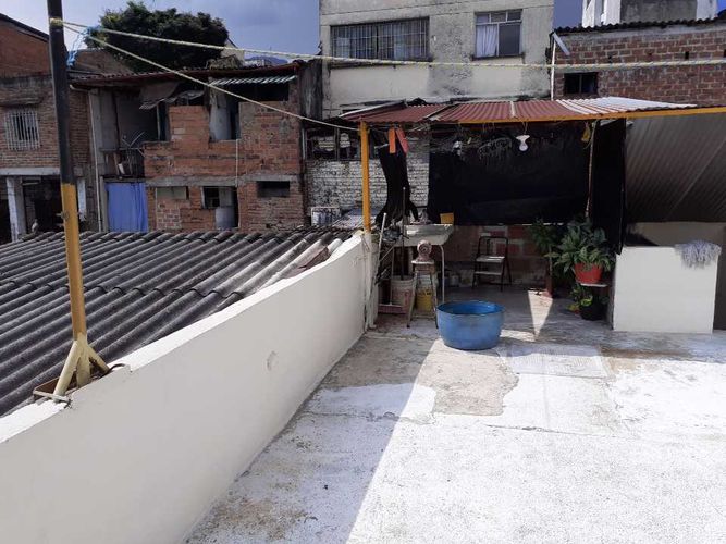 Casa de 11 alcobas en venta en Santander, Pereira, 400 m² · foto 18 de 20