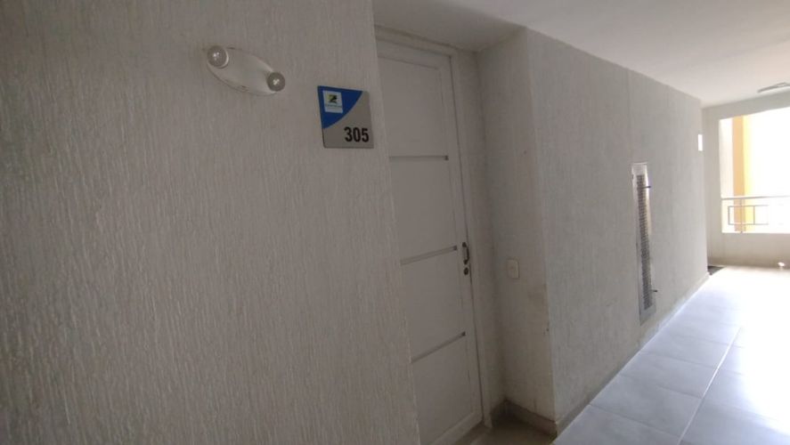 Apartamento de 2 alcobas en venta en Zona Industrial, Yumbo, 63 m² · foto 5 de 24