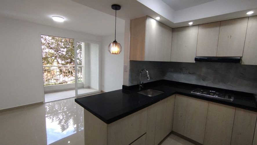 Apartamento de 2 alcobas en venta en Zona Industrial, Yumbo, 63 m² · foto 6 de 24