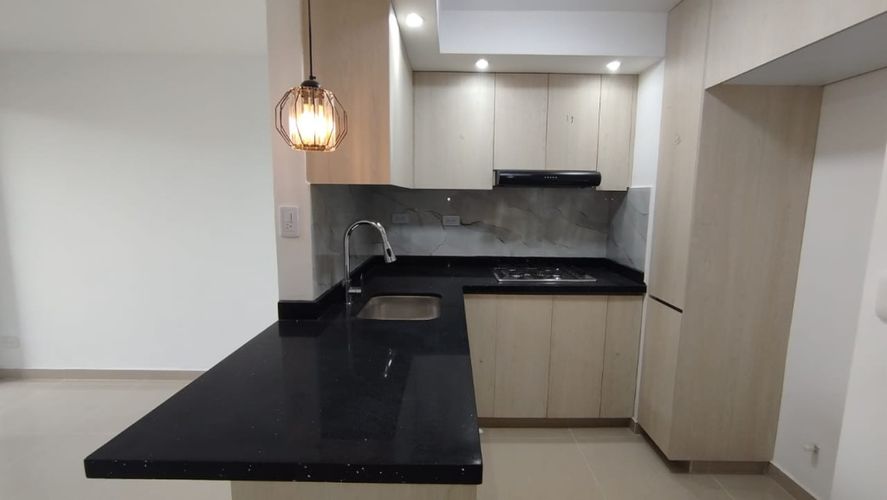 Apartamento de 2 alcobas en venta en Zona Industrial, Yumbo, 63 m² · foto 7 de 24