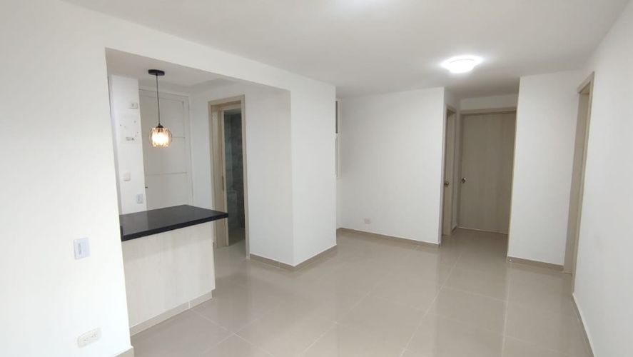 Apartamento de 2 alcobas en venta en Zona Industrial, Yumbo, 63 m² · foto 9 de 24
