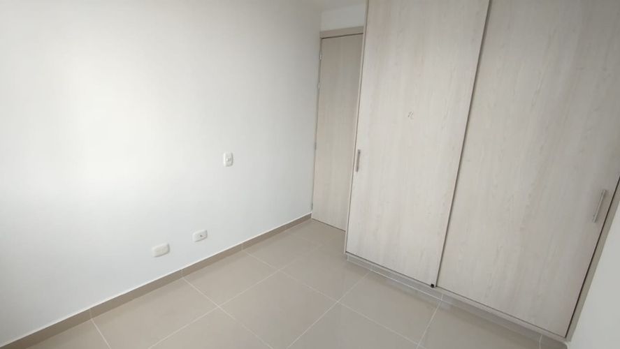 Apartamento de 2 alcobas en venta en Zona Industrial, Yumbo, 63 m² · foto 19 de 24