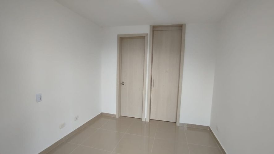 Apartamento de 2 alcobas en venta en Zona Industrial, Yumbo, 63 m² · foto 21 de 24