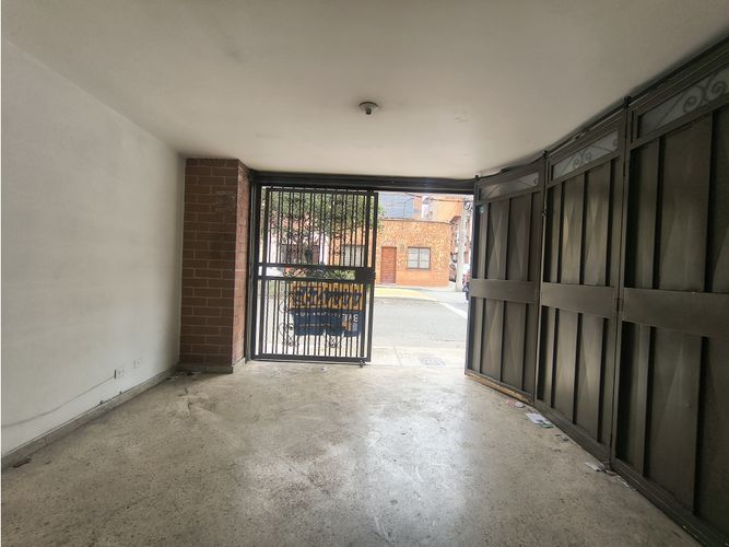 Local en arriendo en Mesa, Envigado, 25 m² · foto 8 de 9