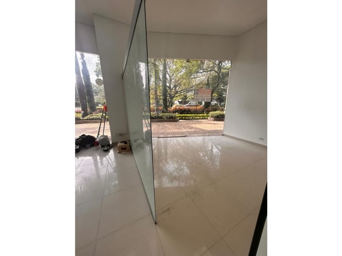 Local en venta en Nueva Tequendama, Cali, 52 m² · foto 10 de 23