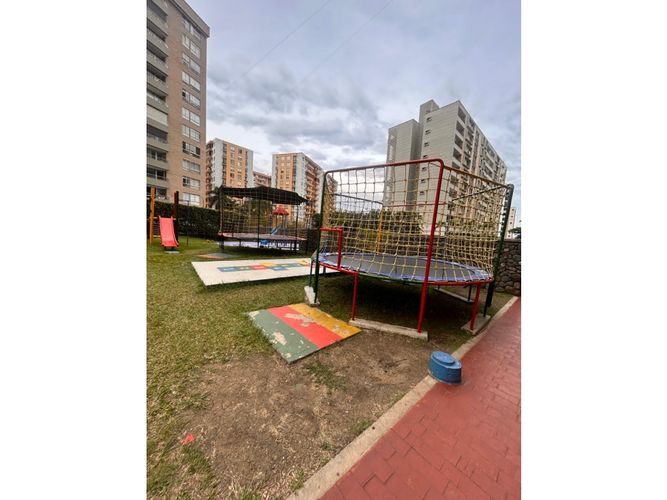 Apartamento de 4 alcobas en venta en Conjunto Residencial Patios De La Flora, Cali, 150 m² · foto 5 de 24