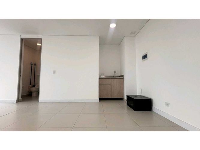 Oficina en arriendo en Manuel Restrepo, Sabaneta, 40 m² · foto 3 de 6