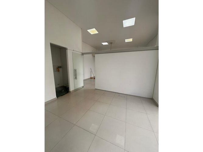 Local en arriendo en Nueva Tequendama, Cali, 52 m² · foto 15 de 23