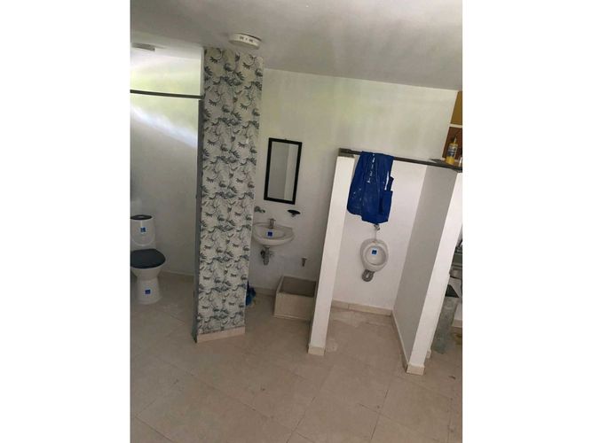 Local en arriendo en Loma De La Doctora, Sabaneta, 14 m² · foto 4 de 5