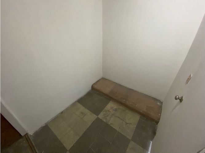 Local en arriendo en Simon Bolivar, Medellín, 180 m² · foto 5 de 23