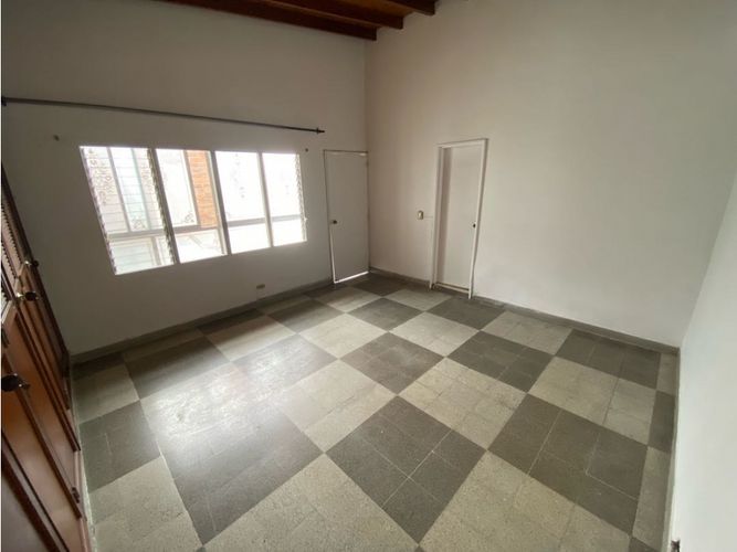Local en arriendo en Simon Bolivar, Medellín, 180 m² · foto 11 de 23