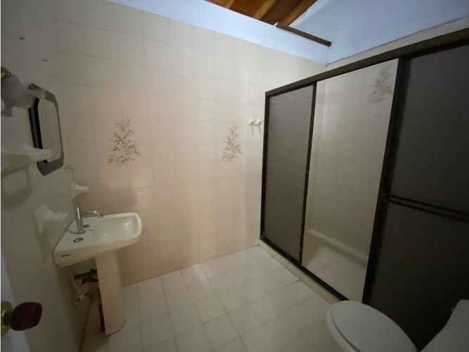 Local en arriendo en Simon Bolivar, Medellín, 180 m² · foto 12 de 23