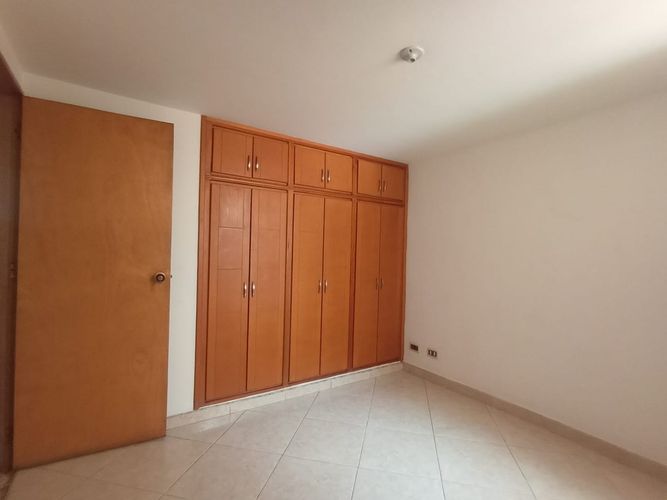 Apartamento de 4 alcobas en arriendo en El Velódromo, Medellín, 120 m² · foto 3 de 19