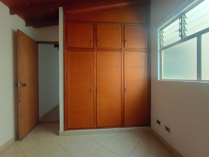 Apartamento de 4 alcobas en arriendo en El Velódromo, Medellín, 120 m² · foto 8 de 19