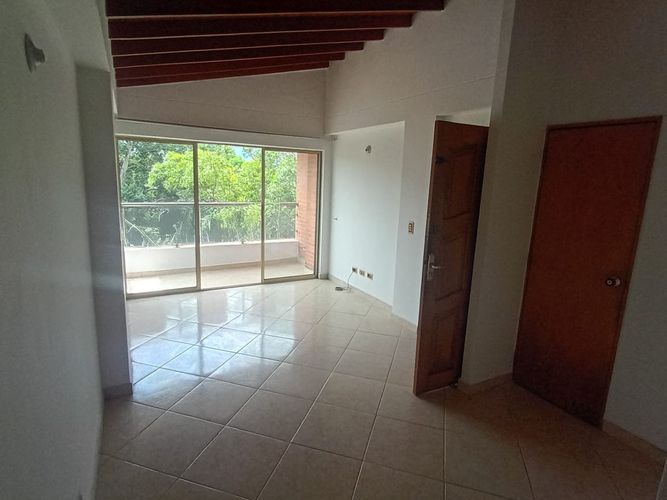 Apartamento de 4 alcobas en arriendo en El Velódromo, Medellín, 120 m² · foto 9 de 19