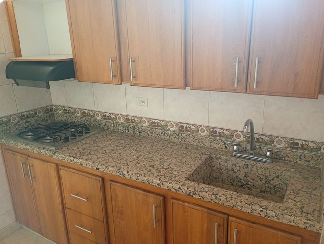 Apartamento de 4 alcobas en arriendo en El Velódromo, Medellín, 120 m² · foto 17 de 19