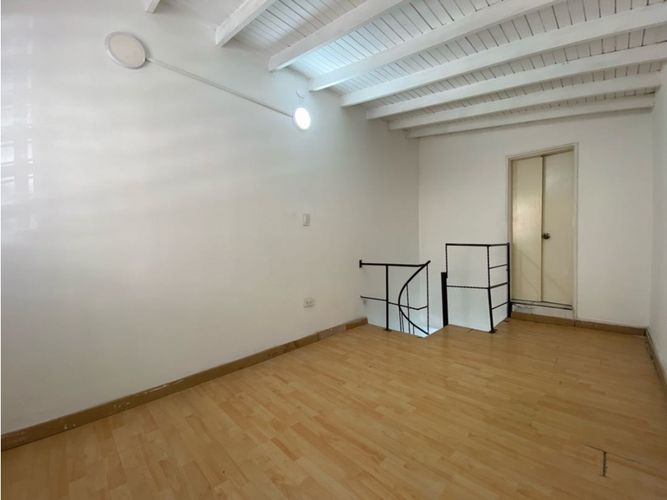 Local en arriendo en Conquistadores, Medellín, 45 m² · foto 4 de 6