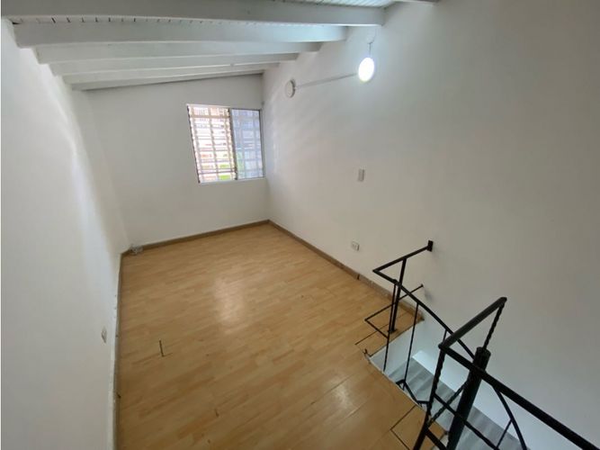 Local en arriendo en Conquistadores, Medellín, 45 m² · foto 5 de 6