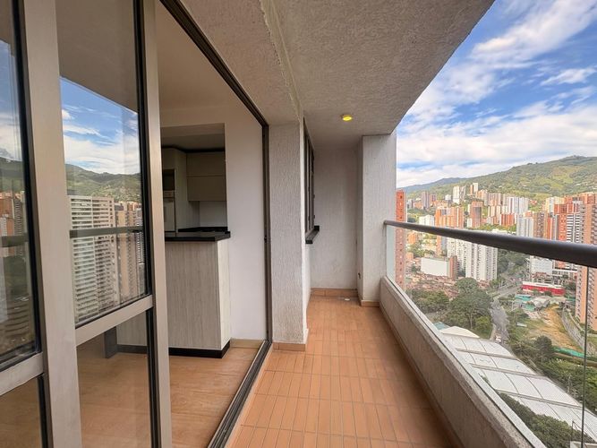 Apartamento de 2 alcobas en venta en Entre Amigos, Sabaneta, 74 m² · foto 14 de 14