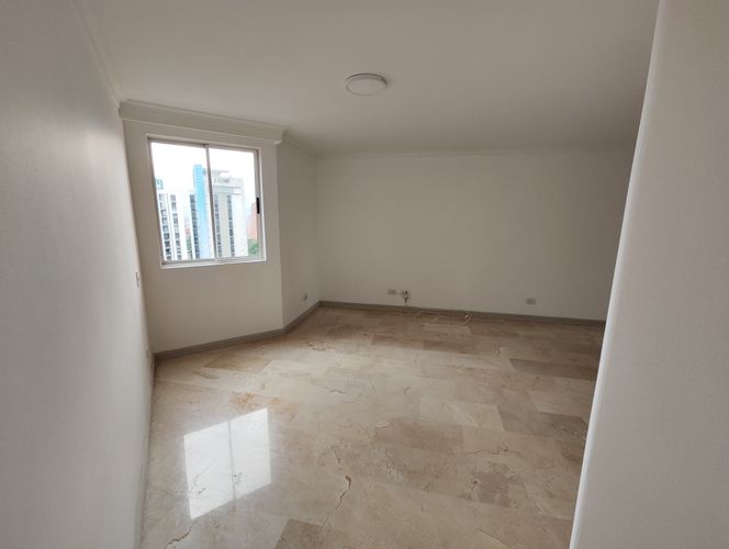 Apartamento de 3 alcobas en arriendo en Laureles, Medellín, 180 m² · foto 10 de 20