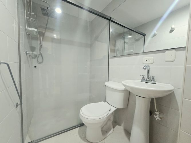 Apartamento de 3 alcobas en venta en Miravalle, Medellín, 63 m² · foto 15 de 19
