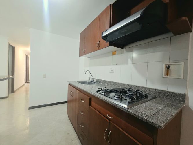 Apartamento de 3 alcobas en venta en Miravalle, Medellín, 63 m² · foto 19 de 19