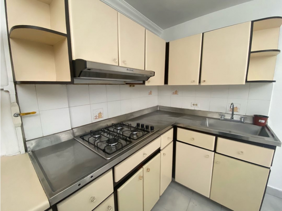 Apartamento en arriendo en Laureles Nogal, Medellín · foto 2 de 24