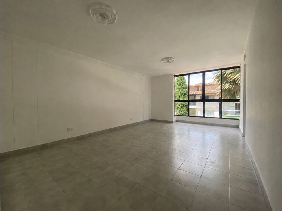 Apartamento en arriendo en Laureles Nogal, Medellín · foto 5 de 24