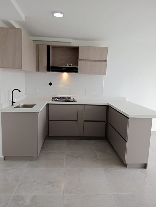 Apartamento de 2 alcobas en arriendo en Cimarronas, Rionegro, 57 m² · foto 2 de 17