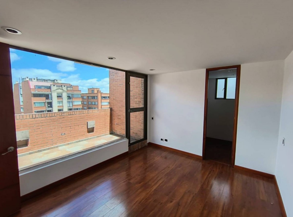 Apartamento en venta en Santa Barbara Occidental, Bogotá · foto 21 de 24