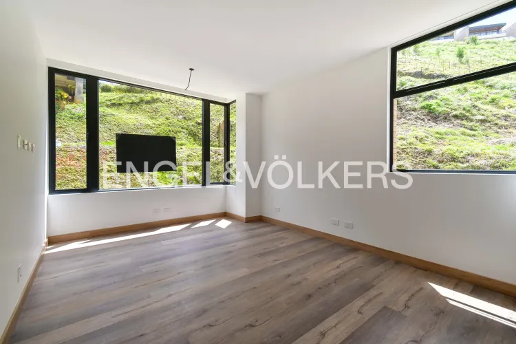 Casa de 3 alcobas en venta en La Quiebra, Rionegro, 268 m² · foto 14 de 17