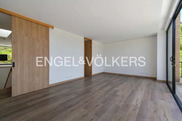 Casa de 3 alcobas en venta en La Quiebra, Rionegro, 268 m² · foto 10 de 17