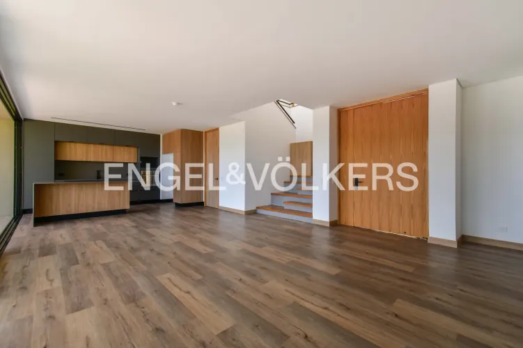 Casa de 3 alcobas en venta en La Quiebra, Rionegro, 268 m² · foto 3 de 17