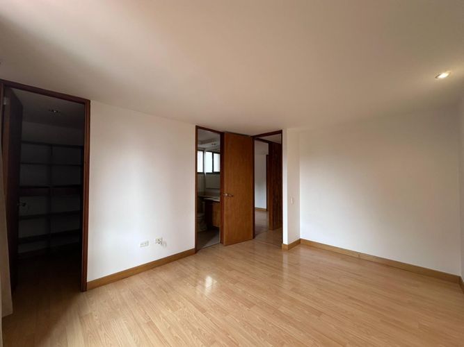 Apartamento de 2 alcobas en arriendo en El Poblado, Medellín, 87 m² · foto 9 de 19