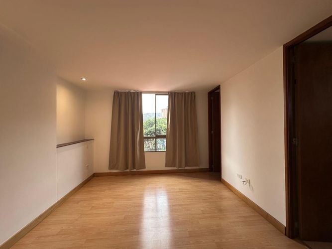 Apartamento de 2 alcobas en arriendo en El Poblado, Medellín, 87 m² · foto 10 de 19