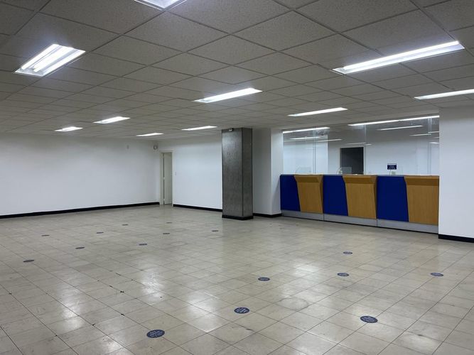 Local en venta en El Centro, Manizales, 607 m² · foto 10 de 24