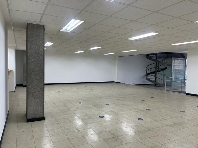 Local en venta en El Centro, Manizales, 607 m² · foto 13 de 24