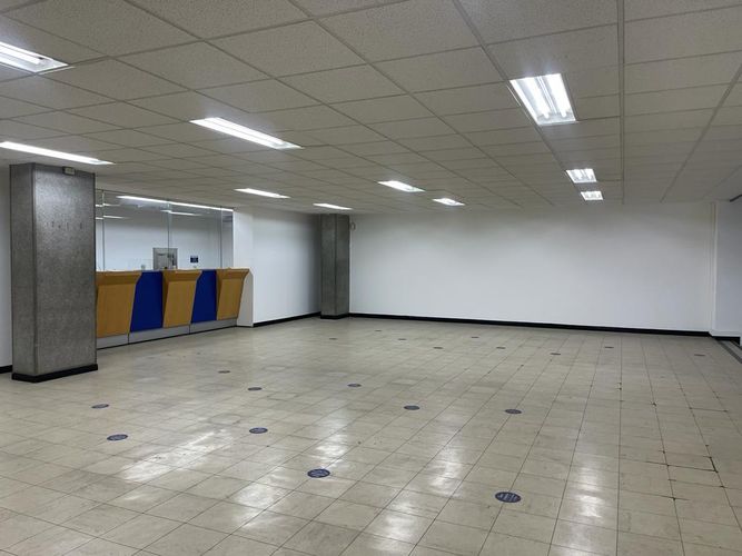 Local en venta en El Centro, Manizales, 607 m² · foto 14 de 24